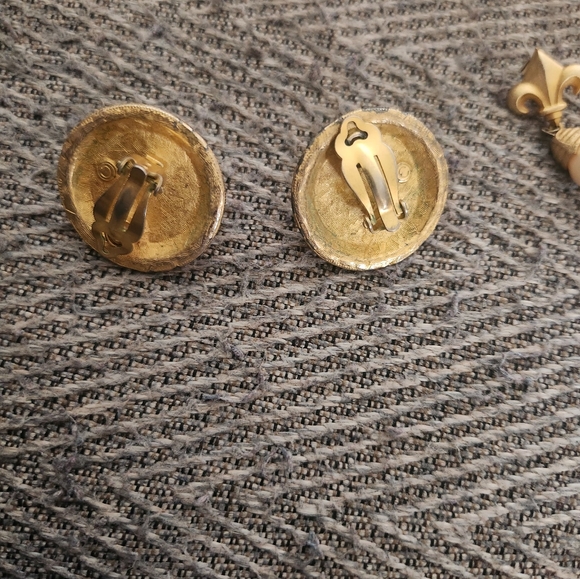 Earring Bundle - Picture 4 of 4